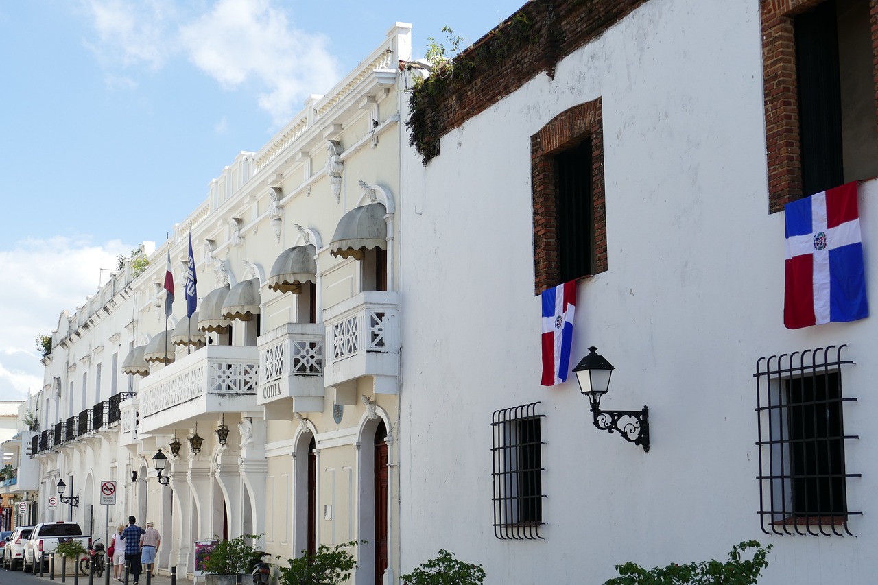 Dominican Republic temporarily suspends apostille and consular legalization