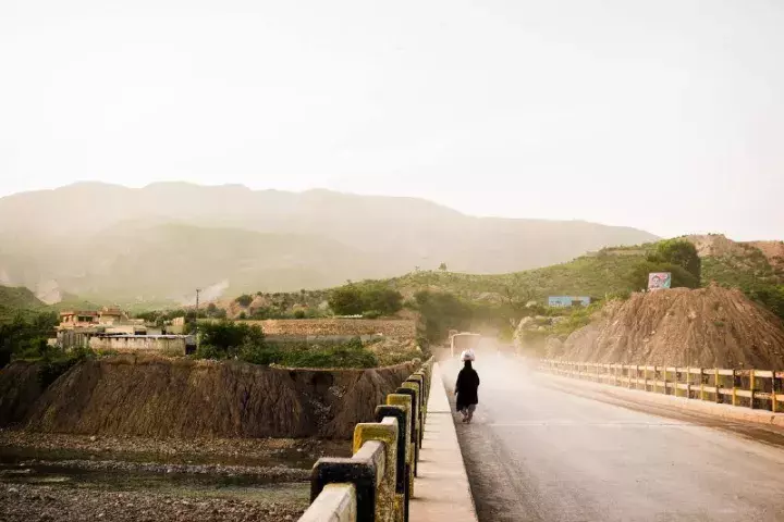 Pakistani lawmakers demand improvements to the country’s apostille services