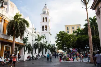 Apostille in Mexico: how to certify documents in 2025