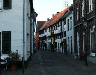 Lockdown tightened in Germany